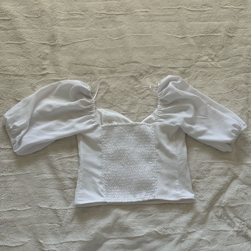 Abercrombie & Fitch White Puffy Sleeve Top - Picture 3 of 3